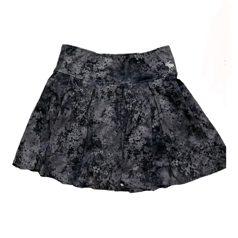 Athletic Abercrombie skirt ( size 15/16)
